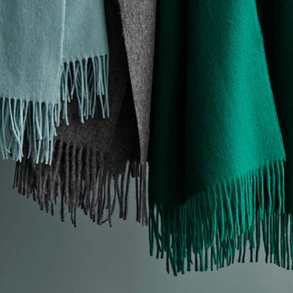 Classic Alpaka Decken dekoriert