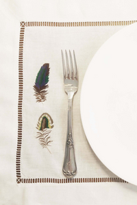 Tischset halbleinen 35x50cm mit Federn bestickt Federn