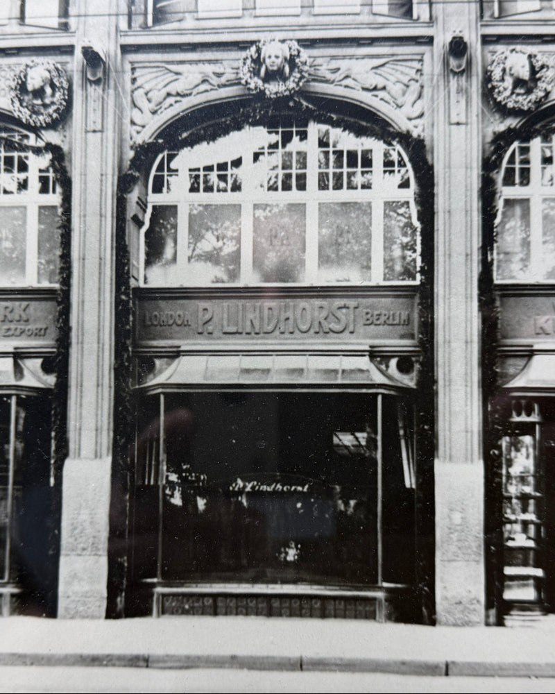 Firmengebäude der Firma Paul Lindhorst in der Oranienstrasse in Berlin ca. 1934