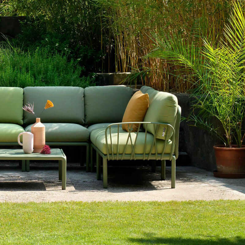 Komodo Lounge Möbel im Garten Farbe Agave grün