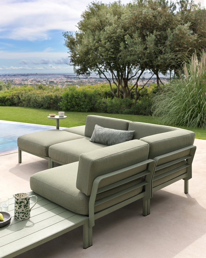 Lounge Möbel Maximo Agave im Garten 