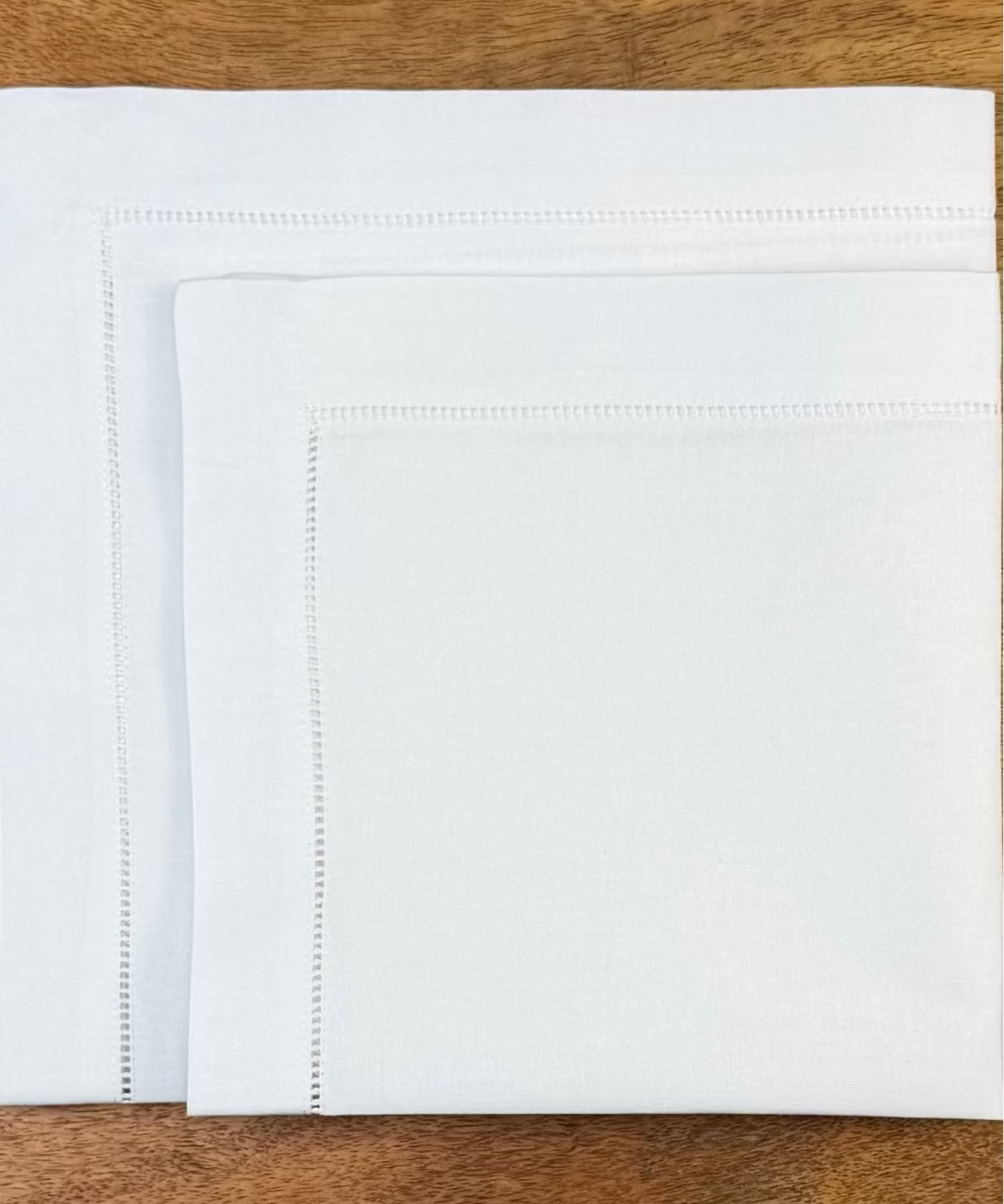 Stoffserviette weiß Toscana 40x40cm und 50x50cm.