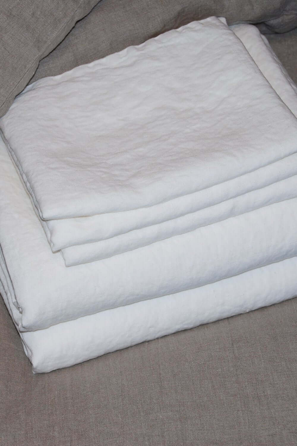 Kissen und Bezug aus reinem vorgewaschenem Leinen