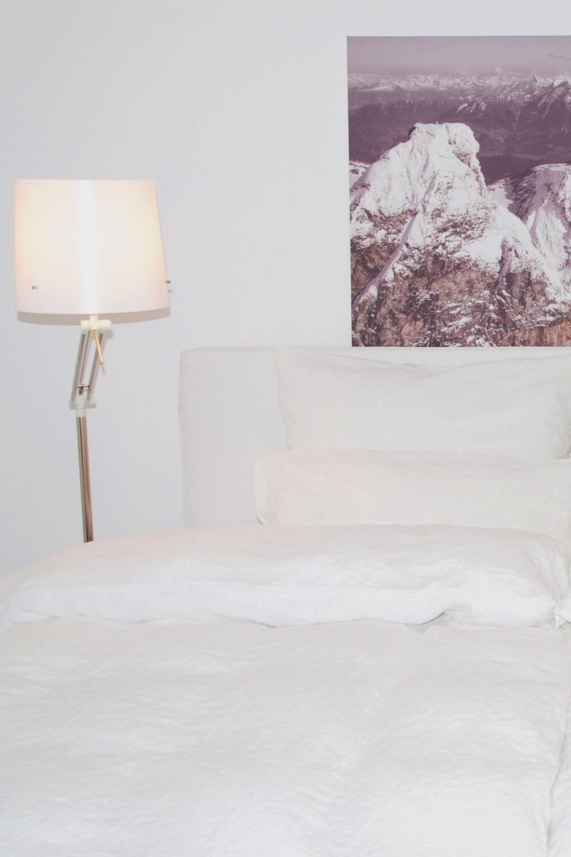 Bettwäsche aus vorgewaschenem weißem Leinen 