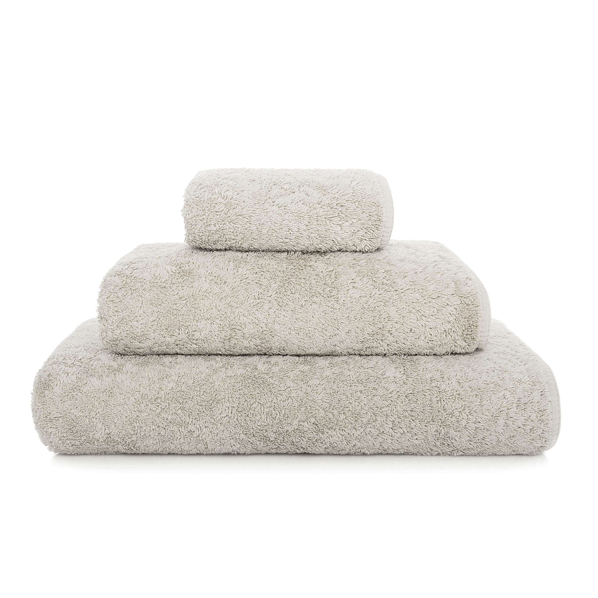 Badetuch Farbe Fog der Serie Heritage Range in der Größe 95 x 150 cm 
