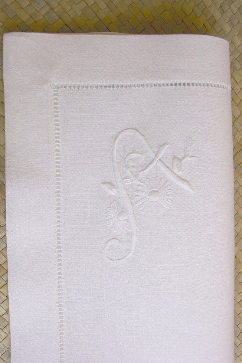 handgestickte Monogramm Stoffserviette Baumwolle weiß mit Buchstabe A