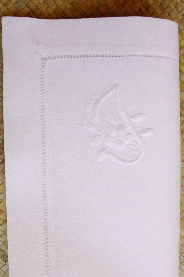 handgestickte Monogramm Stoffserviette Baumwolle weiß mit Buchstabe I