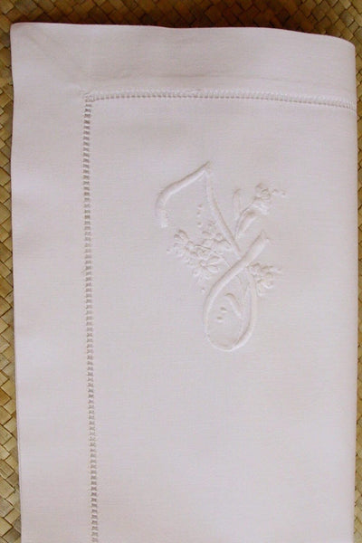 handgestickte Monogramm Stoffserviette Baumwolle weiß mit Buchstabe J
