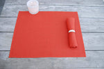 Tischset Kampen aus Leinen mit schmalem Saum in der Farbe orange